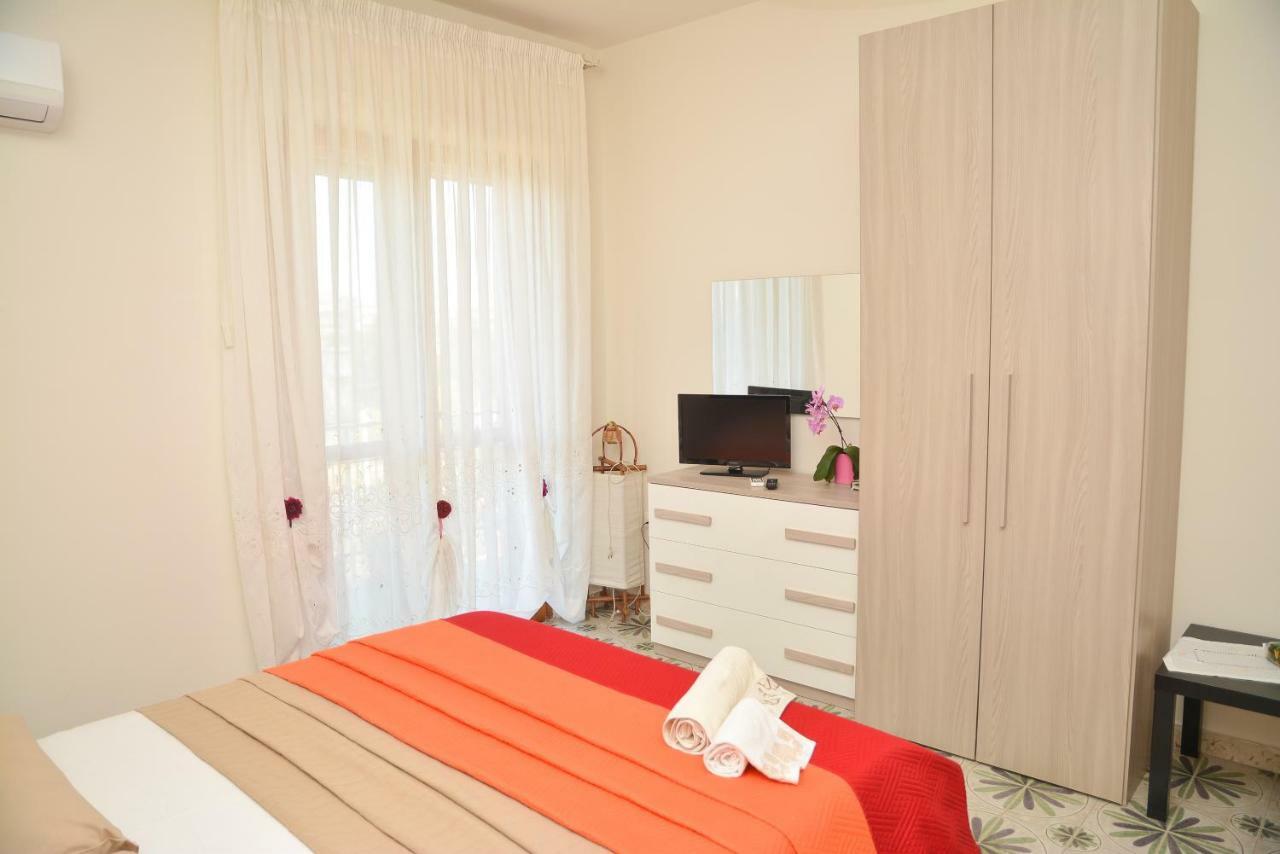 كازيرتا Lian Room B&B المظهر الخارجي الصورة