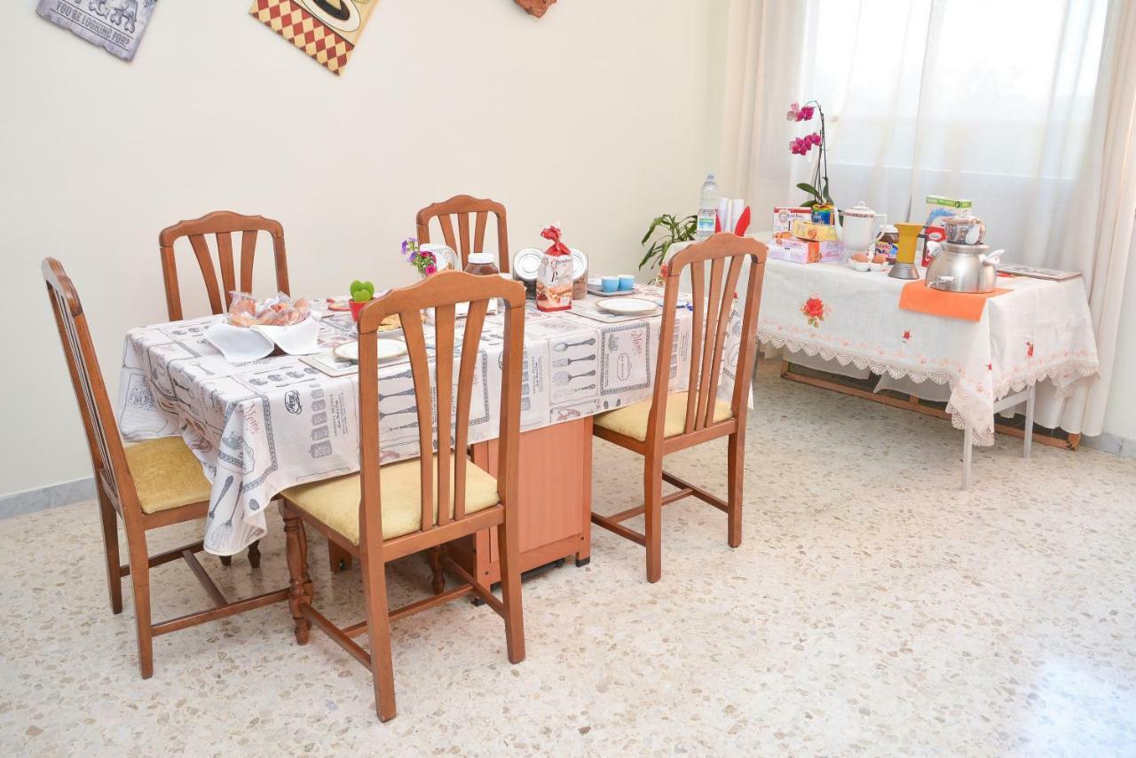 كازيرتا Lian Room B&B المظهر الخارجي الصورة