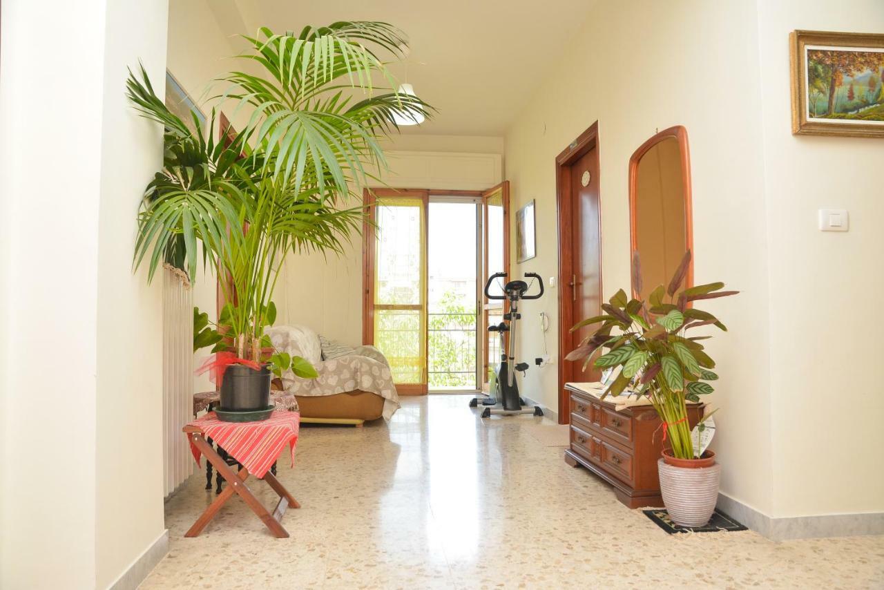 كازيرتا Lian Room B&B المظهر الخارجي الصورة