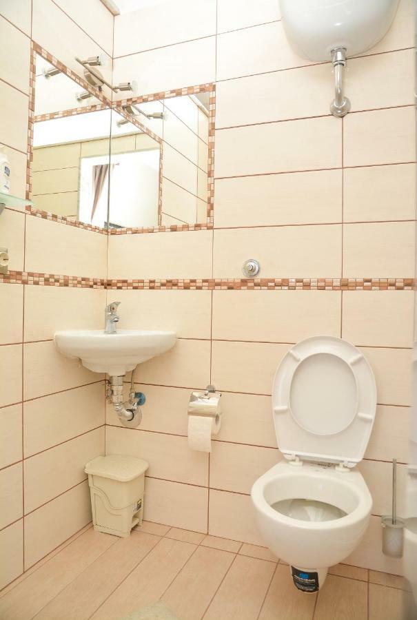 كازيرتا Lian Room B&B المظهر الخارجي الصورة